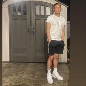 Meet your Posher, Leodan